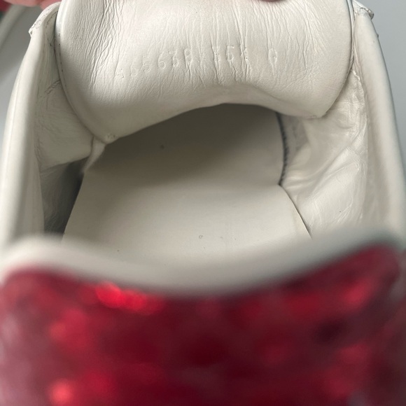 Authrntic Gucci Ace Heart Embellished Leather Low Top Trainer Sneakers - Picture 9 of 9